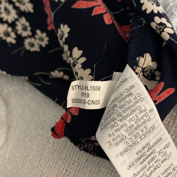 Madewell  WOMEN'S BLUE HILLSIDE DAISIES SHORT SLEEVE NOVEL TIE-FRONT TOP - Picture 8 of 9